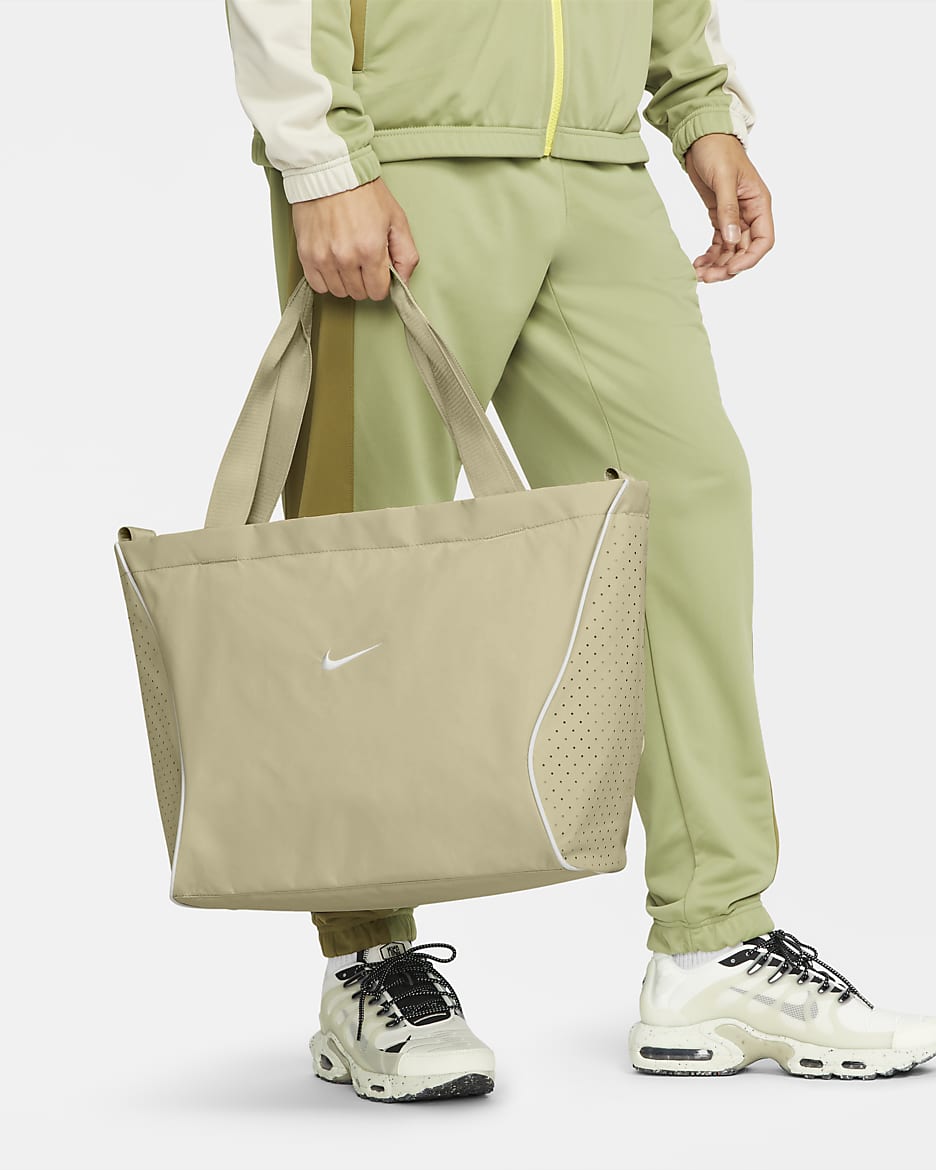 Nike Sportswear Essentials Tote Bag 26L